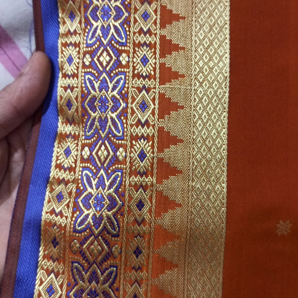 Silk saree - Picture 1 of 8